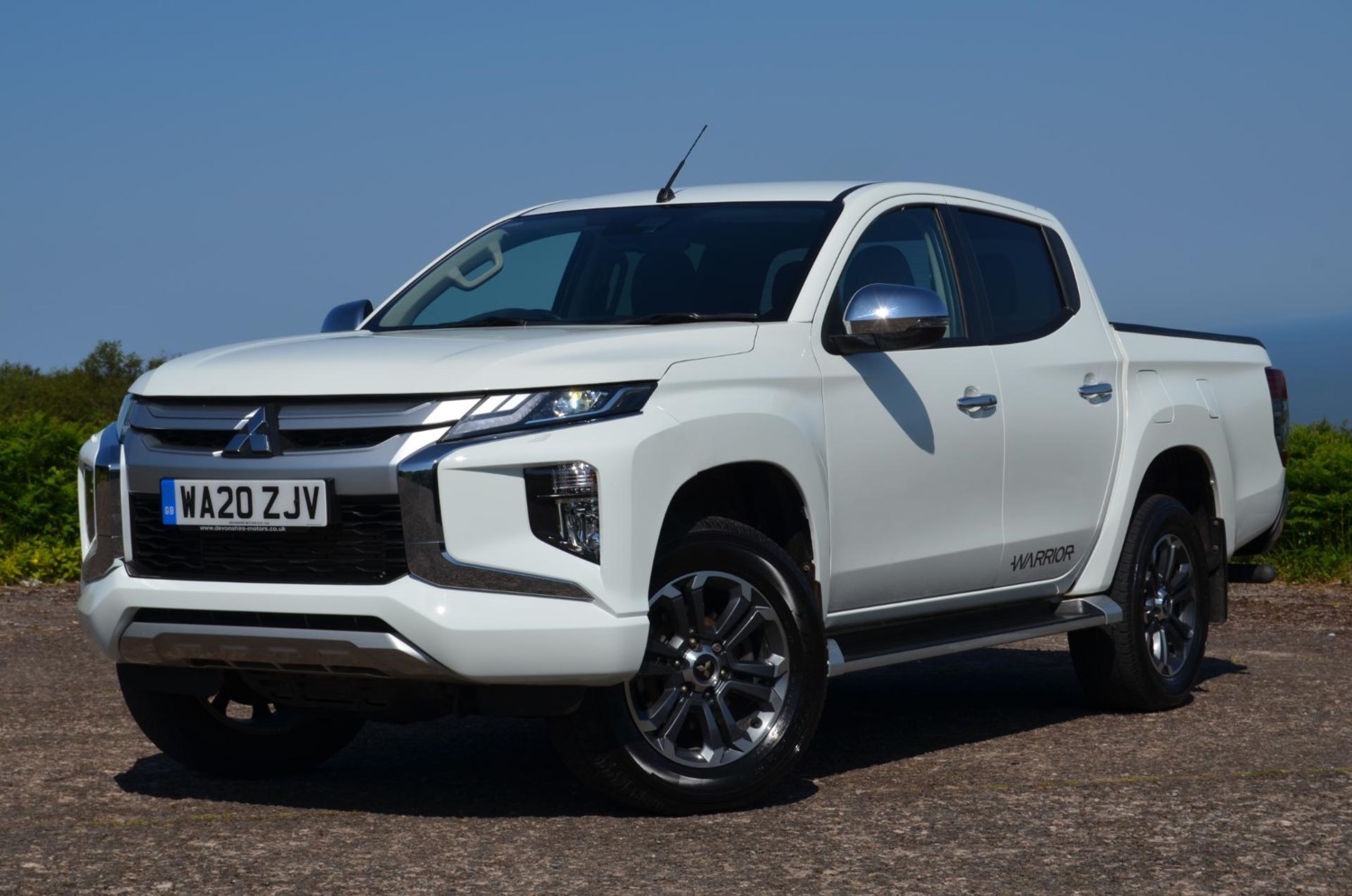 2020 Mitsubishi L200